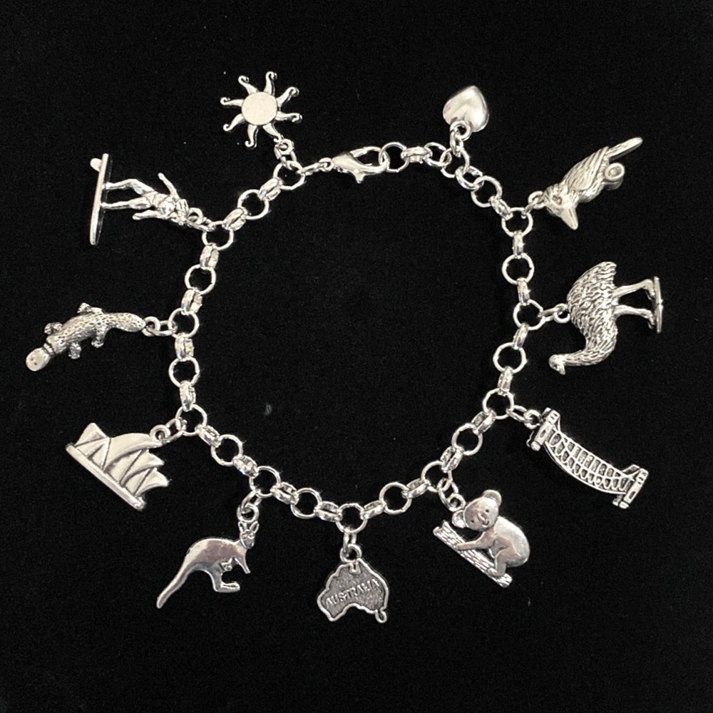 Australia Charm Bracelet